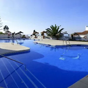 https://hotel-bajamar-ancladero-playa.1costadelsol.com